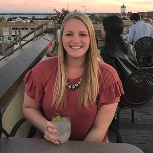 Meet your Posher, Staci